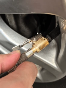 High Precision Multifunctional Car Tire Pressure Gauge - Mechanical Air Pressure Meter For Emergency Detection - Multicolor - View 2