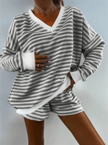 2 Pieces Set Fashion Stripe V-Neck Long Sleeve Loose Comfortable Top   Elastic Waistband Comfortable Shorts Casual Outing Home Clothes Set - Xám - Xem 3