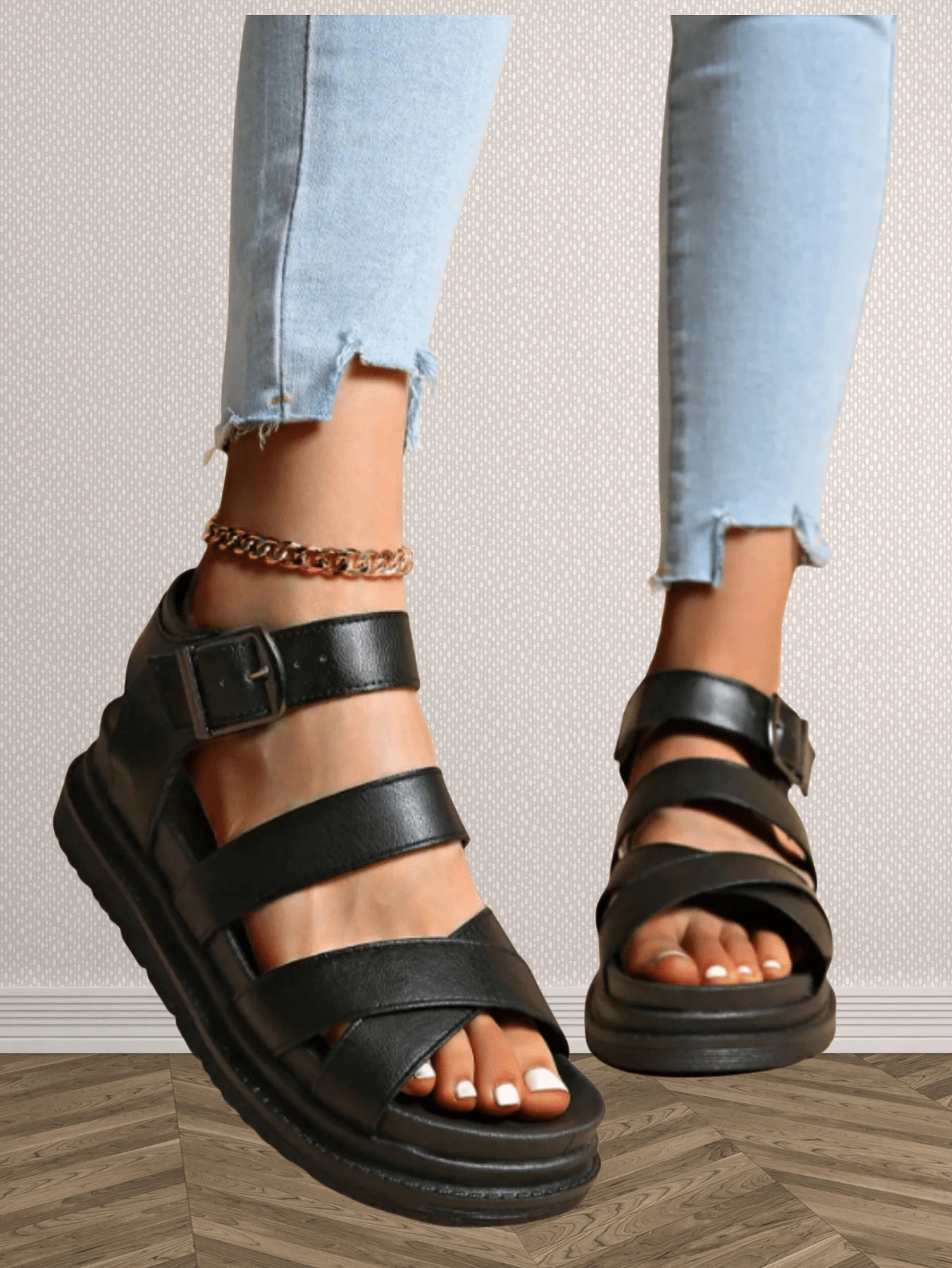 女士交叉厚底踝带凉鞋，优雅夏季黑色坡跟凉鞋 - 黑色 - 查看 1