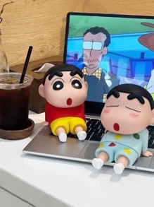 Crayon Shin-Chan Anime Figure Phone Holder, Kawaii Desktop Ornaments, Multi-Functional Lazy Phone Stand, Perfect For Home Office Decor, Ideal Gift For Anime Fans, Kids, Teens, Great For Christmas, New Year, Birthday, Party Favors
