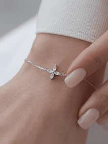1 Stück minimalistisches, elegantes 925er Sterlingsilber Armband mit Klee-Vierblatt und künstlichem Zirkonia-Einlagen - ideal für den täglichen Gebrauch, Bankette und Hochzeiten, perfektes Schmuckgeschenk für Geburtstag, Thanksgiving und Jahrestag