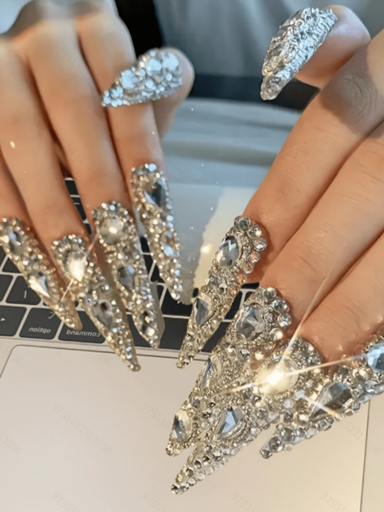 nailrosy 10pcs Handmade Press On Nail Stiletto Almond Extra Long Sliver Nail Gems DIY Rhinestone False Nail Fake Nail Tip Nail Stickers  Y2K Gift Box Included Nail Jelly Gel For Women Birthday Party Wedding Nail Decor Nail Supplies Gold - Bạc - Xem 1