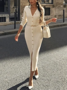 女士优雅休闲连衣裙，全新设计，纯色简约复古风，精致前襟纽扣V领，腰间系带，柔软舒适，适合派对、感恩节、日常办公、新年等场合。 - 杏色 - 查看 5