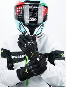 Moto Alpines SMX-1 AIR V2 Motocross Motorcycle Racing Touch Screen Leather Carbon Fiber Motorcycle Gloves (Some Styles Random) - Red - View 4