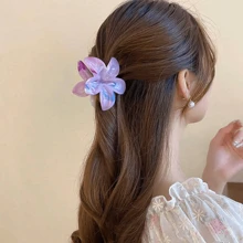 4pcs/1pc Ladies 7.8cm/3.07in Pink Blue Green Red Gradient Color Large Flower-Shaped Hair Clip Fashionable, Versatile, High-End And Elegant Temperament Simple Minimalist Hair Claw Hair Accessories Suitable For Daily Leisure Party Commuting Vacation Hair Wash Face Bath Makeup Match Clothes Use Accessories Headgear Accessories, Beach Accessories, Claw Clip