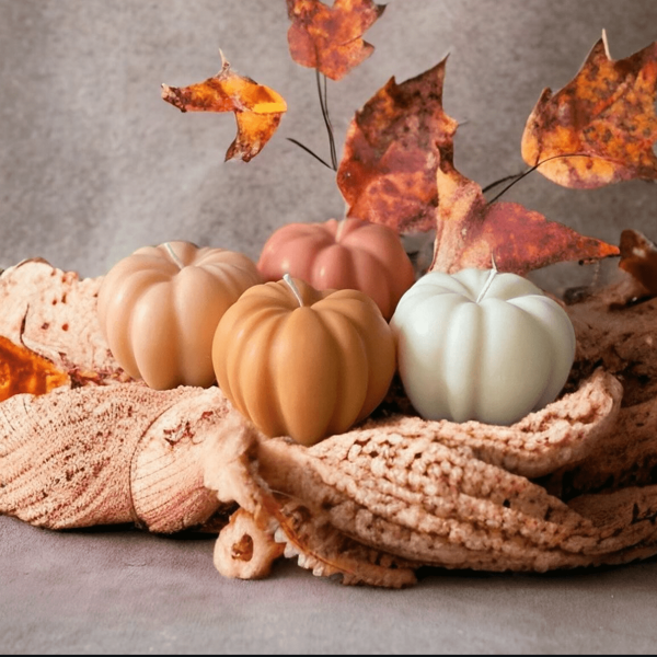 1 pièce Bougies en forme de citrouille de Thanksgiving aux parfums automnaux. Bougies chauffe-plat à la citrouille pour la décoration de la maison. Bougie à la cire artisanale parfumée pour la chambre, la salle de bain ou les fêtes (6 options de couleurs, parfumées)