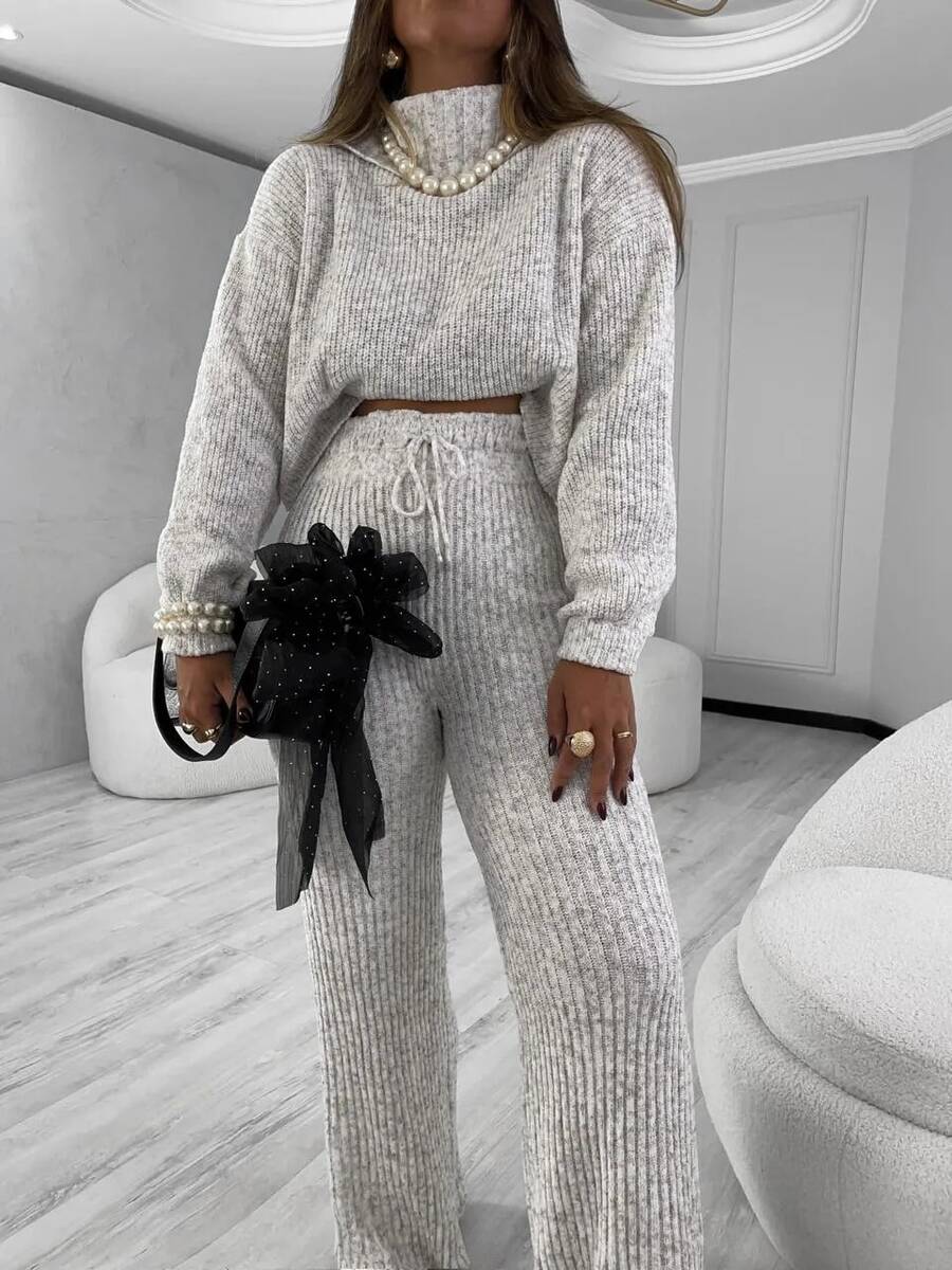 Women's Mousse Knit Set – Turtleneck Top With Sleeves And Wide Leg Pants, Elegant And Comfortable Style - Tự nhiên - Xem 1
