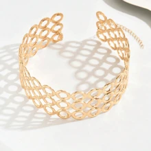 1 pieza Collar gargantilla de estilo africano de moda, con geometría metálica hueca y exagerada, accesorio versátil para primavera/verano