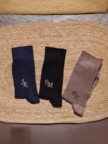 1双婚礼袜，伴郎首字母袜，伴郎礼物，刺绣首字母婚礼袜，个性化刺绣最佳男士袜，服装配饰，时尚秋季，男友，女友，家人，朋友，新年魅力，2000年代风格，女士配饰，个性化婚礼 - 彩色 - 查看 7