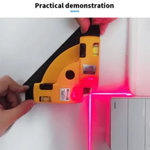 Livella laser quadrata, strumento per proiezione del piano laser a 90°, livella laser per linea orizzontale, livella laser di precisione con scala, attrezzo laser multifunzione in materiale poliestere, richiede 3 batterie AA (non incluse), per marcature accurate sul posto, adatta per lavori di costruzione, ristrutturazione, falegnameria, installazione fai-da-te domestico, installazione di apparecchiature elettromeccaniche, rilevazione e misurazione