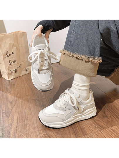 أحذية رياضية كاجوال سميكة الأربطة للنساء للاستخدام اليومي، مانعة للانزلاق