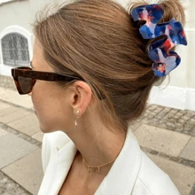 1 pièce Pince à cheveux en forme de M avec design arc-en-ciel de dopamine, clip à cheveux coloré et frais, accessoire de cheveux élégant pour femme, pince à cheveux d'été