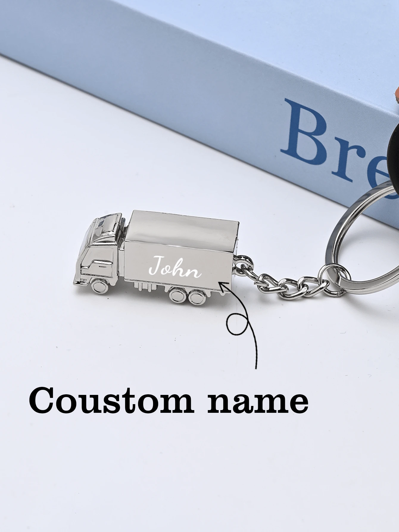 1pc Creative Truck Keychain, Cartoon Metal Keychain, Truck Keychain, Large Truck Keychain Pendant, Engraved, The Best Gift For Family, Son, Friends, And A Birthday Present For Son,Apparel Accessories,Chic Autumn, Utilitarian Chic