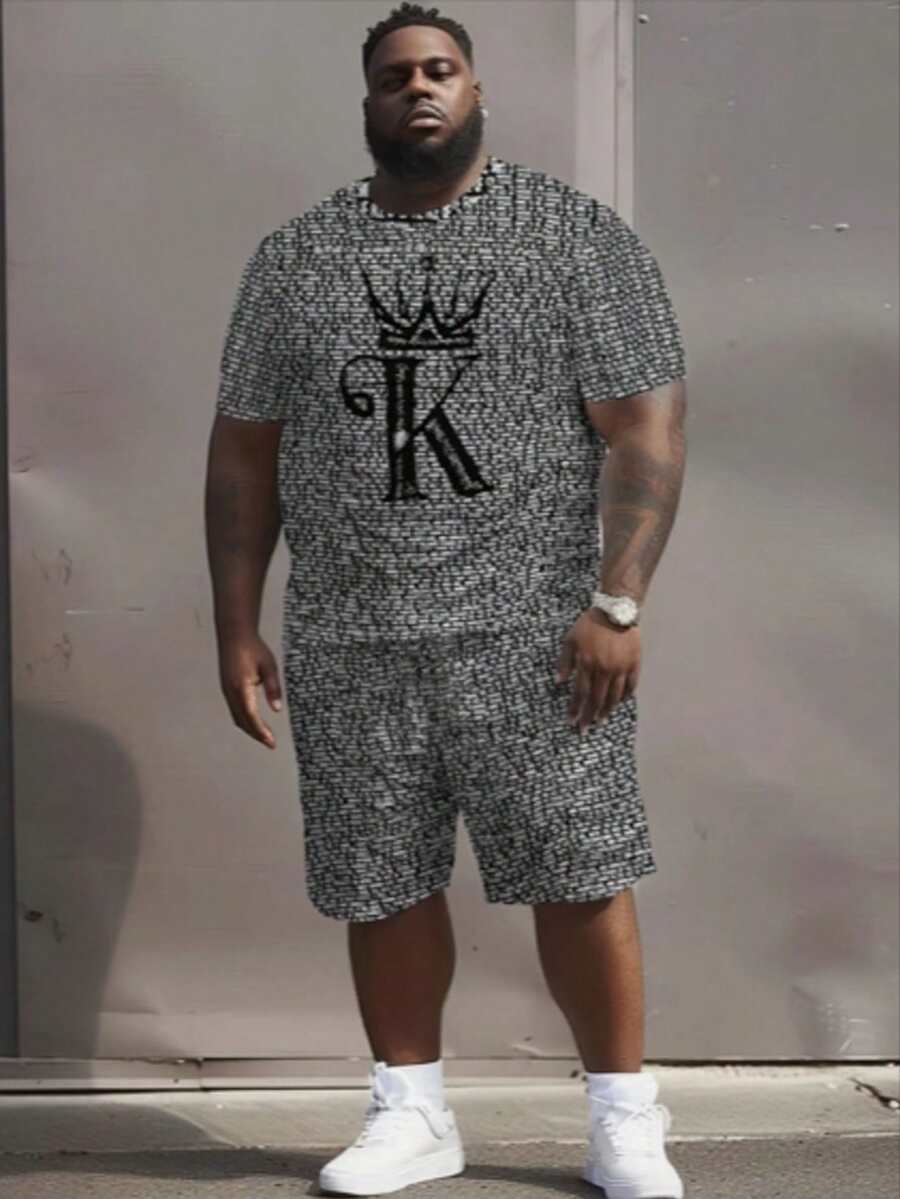 بدلة رياضية كاجوال مطبوع عليها الحرف K باللون الأسود للرجال كبار الحجم، مجموعة قمصان قصيرة الأكمام ذات رسومات حروف وأكسسورات كاجوال مرسومة، بأكمام قصيرة طقم عادي - متعدد الألوان - مشاهدة 1