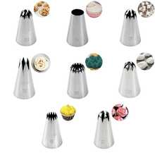 100PCS Clear Cream Bags With 8 Pieces Stainless Steel Piping Nozzles Set(6 Teeth, 8 Teeth, 15 Teeth), Disposable Pastry Bags, Cake Decorating Bags, Suitable For Homemade Cake, Macaron, Cookie,Icing Piping Bags For Cake Pastry Cupcake Decoration And Pastry Decoration,Cream, Mother's Day Gift