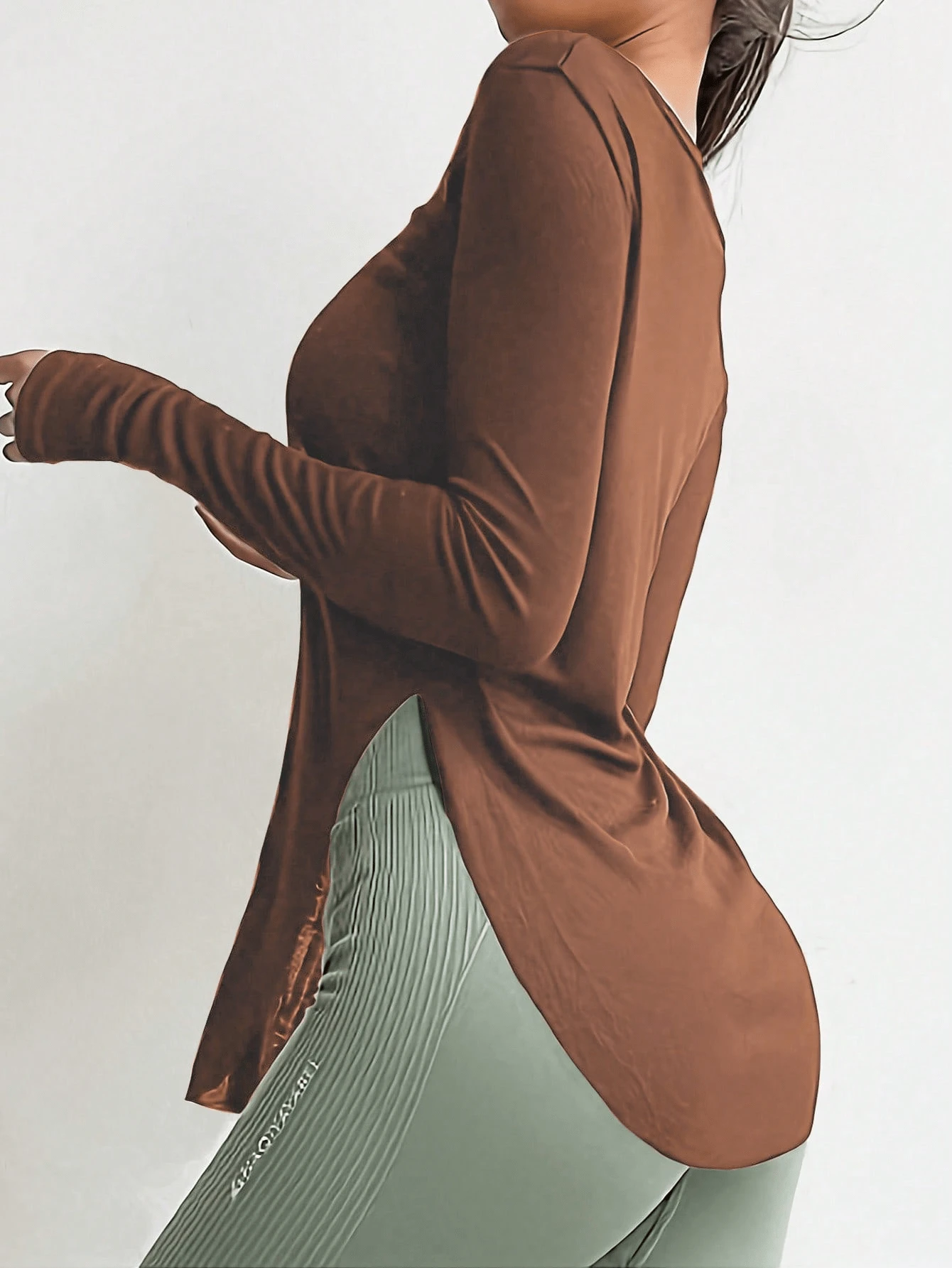 Camiseta deportiva de yoga para adelgazamiento navideña, con bajo con forma de arco para modificar, top para mujer, deportivo y casual - Marrón Chocolate - Ver 1