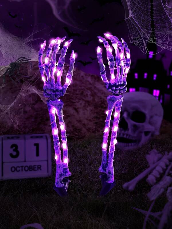 1PC Halloween Skeleton Hand Ground Insert Light A Pair Solar Powered Battery Box Powered LED Lighting 40 Super Bright Beads Suitable Height Outdoor Decoration Lawn Layout Multi Color Lighting Green Purple Yellow Etc Terror Atmosphere Creation Festival Decoration Courtyard Decor Waterproof Design Creative Shape Night Lighting Party Arrangement