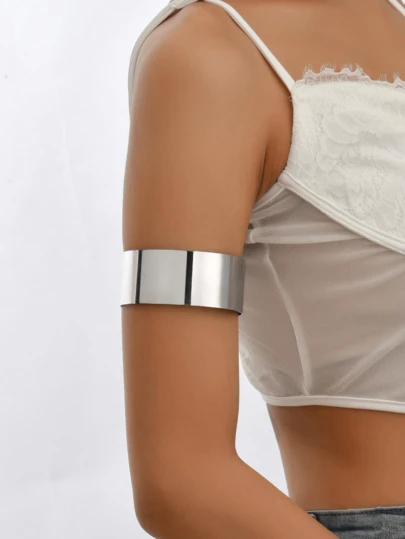 1 件简约时尚光滑优雅独特超大袖口手镯，时尚欧美风格