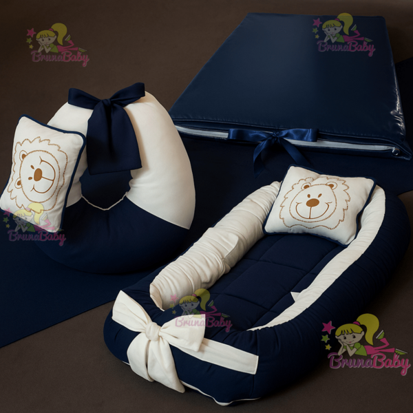 Kit Bebê Ninho Redutor + Almofada de Amamentação + Trocador Impermeável e Almofadas 5 Peças