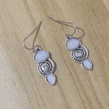 1 对复古月光石花朵吊坠耳环，适合女士，多色方晶锆石吊坠耳环