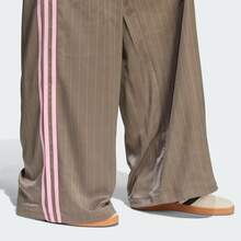 Adidas Originals Wide Leg Pants, Loose Fit Sporty And Stylish Bottoms, Trace Cargo With Pink Stripes (KD2294) - 追蹤貨物 - 查看 8