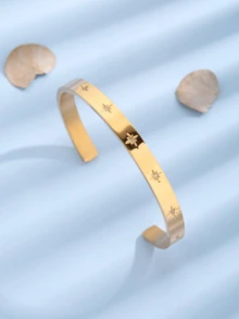 Star Detail Cuff Bangle - Gold - View 14