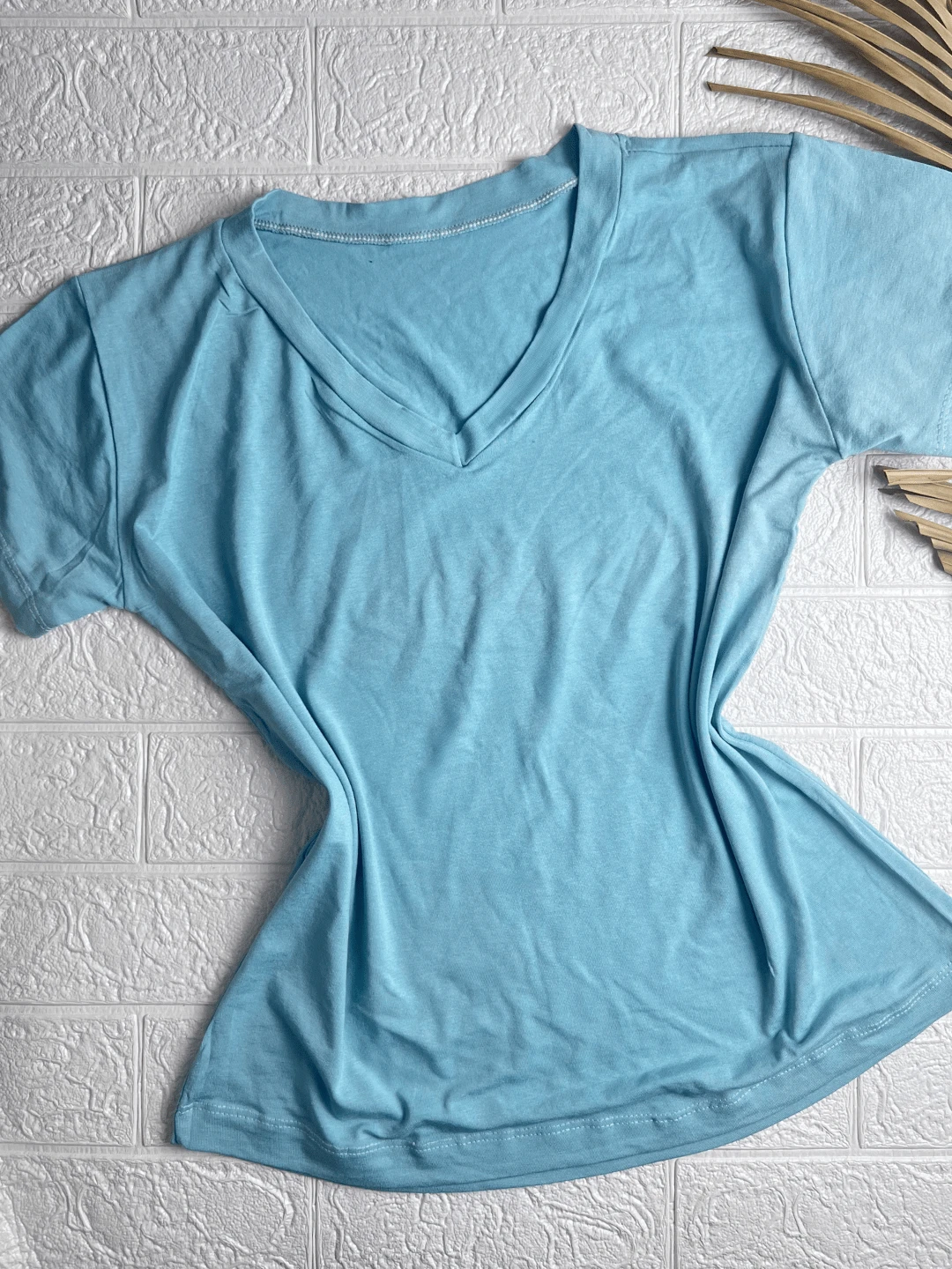 Women's V-Neck T-Shirt Plain Knit Various Colors - 淡藍色 - 查看 1