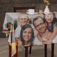 1 toalha de mesa personalizada com imagem, foto de família, adequada para jantar na cozinha, casamentos, festas, decoração de casa, adequada para o dia dos pais, dia das mães, Halloween, Natal, véspera de Natal, dia dos namorados, aniversários, datas comemorativas, dia do soldado, ação de graças, Páscoa, dia da mentira, carnaval, Ramadã, Eid Al Fitr, Eid Al Adha, dia nacional.