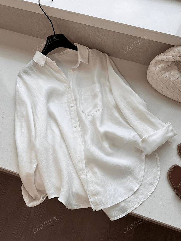 Blusa sencilla y casual de unicolor con botones delanteros y bajo curvo para mujeres
