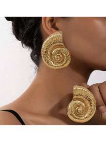 1 Pair Versatile Retro High-End Exaggerated Beach Style Seashell Metal Earrings, Vintage European And American Maritime Style Big Hoop Earrings
