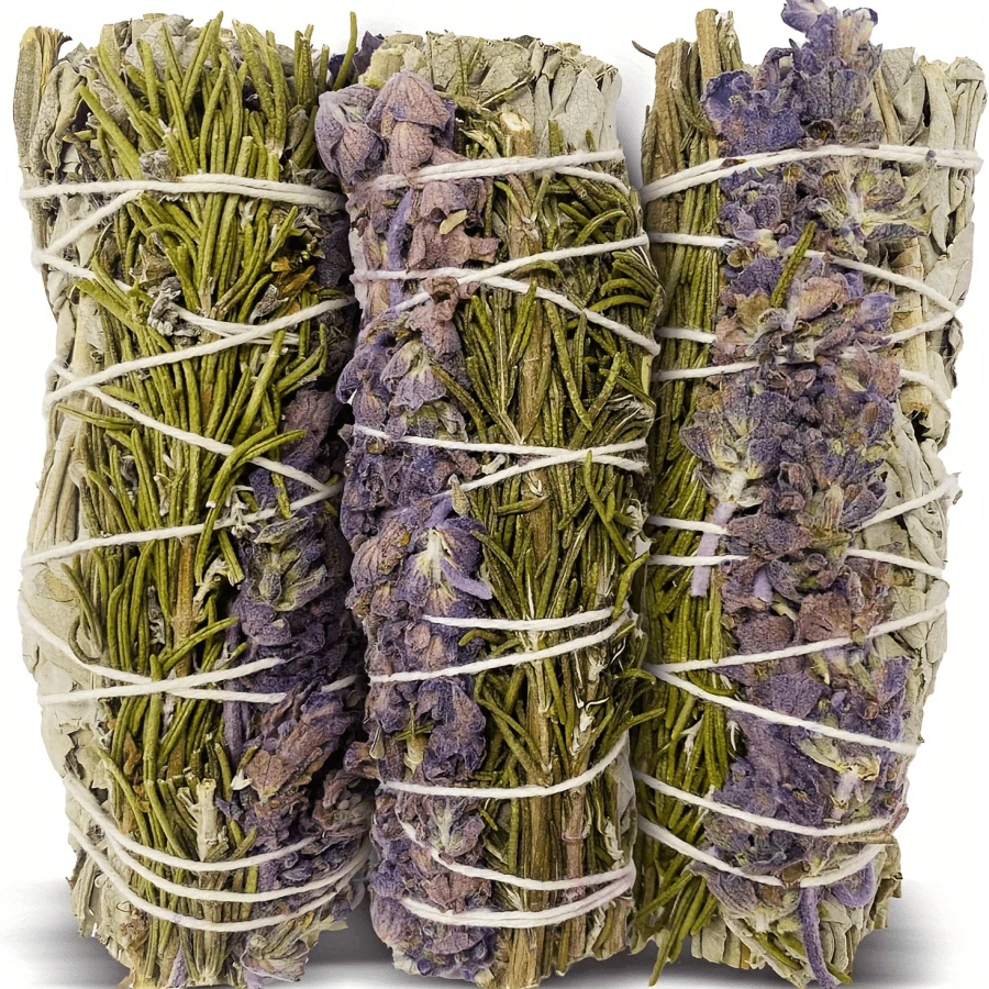 3支装手工鼠尾草香薰套装，包含迷迭香、薰衣草和白鼠尾草熏香棒，用于净化负能量、美化家居环境并营造宁静祥和的氛围。