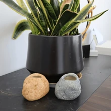 1 件人造黄石花瓶花园树脂装饰树脂装饰工艺品，是创意人士设计家居装饰的最佳对象，可用于家庭桌面装饰、送给同学、朋友和家人的礼物以及生日礼物。房间装饰、家居装饰、生日装饰、厨房、婚礼、卧室装饰、客厅装饰、礼物、派对装饰、花园装饰 - 彩色 - 查看 2