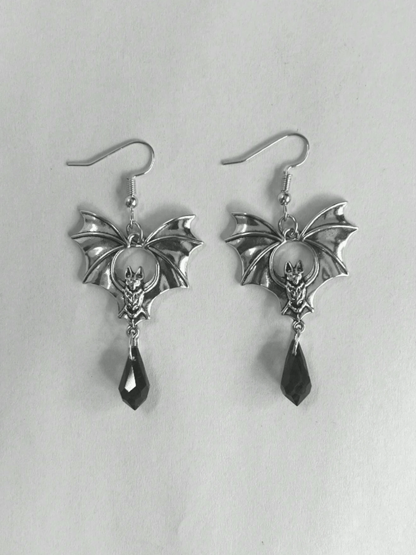 1 Pair Goth/Punk Style Black Crystal Bat Earrings, Suitable For Women Everyday Wear - A - View 1