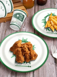 طقم أطباق وأكواب ورقية يمكن التخلص منها لاحتفالات اليوم الوطني السعودي، مناسب لحفلات الاحتفال باليوم الوطني السعودي، استقبال الضيوف، ديكور الحفلات، اكسسوارات الحفلات، هدايا تذكارية، باللون الأخضر لليوم الوطني السعودي