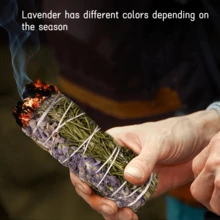 3支装手工鼠尾草香薰套装，包含迷迭香、薰衣草和白鼠尾草熏香棒，用于净化负能量、美化家居环境并营造宁静祥和的氛围。 - 多樣化香型 - 查看 8