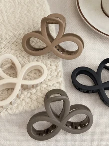 4 قطع/1 قطعة دبابيس شعر بشكل فراشة بطول 8.5 سم/3.35 بوصة من البلاستيك باللون الأسود والأبيض والخاكي والبني، أنيقة وعملية، إكسسوارات شعر ذات لون أحادي مناسبة للارتداء اليومي والكاجوال والحفلات والتنقل والعطلات وربط الشعر وغسل الوجه والمكياج وملائمة الملابس في فصلي الخريف والشتاء