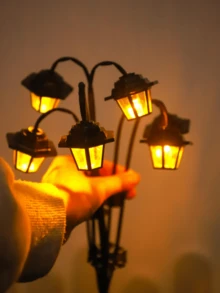 Retro Style Solar Street Light, Polished Metal Surface, Plastic Material, Solar Powered, With Switch Control, Suitable For Outdoor Decoration In Gardens And Terraces, No Battery Required, Garden Lighting - Multicolor - View 4