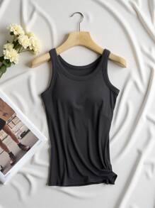 Canotta minimalista comoda per donna, aderente e sexy con reggiseno imbottito