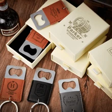 Personalized Faux Leather Keychain Bottle Opener, Customizable Groomsmen Gift, Customized Name Bottle Opener, Party Favors, Men's Practical Gifts, Gifts For Dad, Gifts For Boyfriend, Birthday Gifts, Suitable For All Seasons