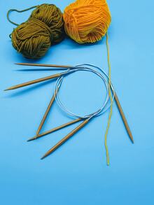 80 厘米长竹柄环形编织针，不锈钢针尖，耐用且不易断裂，3.0/3.5/4.0/4.5/5.0/5.5/6.0/6.5/7.0 毫米尺寸可选，适合所有季节手工艺品、工艺品用品 | 有序针头存储 | 不锈钢针、编织配件和用品 - 杏色 - 查看 4