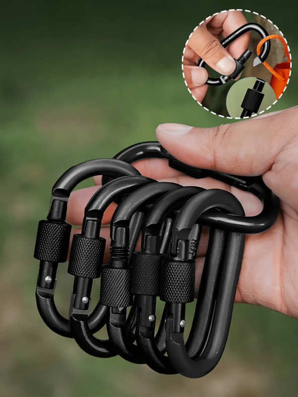 4PCS/Black Aluminum Alloy D-Shaped Threaded Outdoor Keychain Hook With Screw Gate Locking Carabiner. Made Of Aluminum Alloy, Including Black Backpack Hook Lock Buckle, Climbing Buckle, Safety Camping Gear Buckle, Spring Snap Buckle, Keychain Hook, And Threaded Cap. Perfect For Outdoor Camping, Hiking, Mountaineering, Trekking, And Fishing.