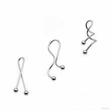 Hard - Edged Lines Outline An Unruly Attitude. The Three - Dimensional Geometric Design Breaks The Norm, Allowing You To Effortlessly Handle Daily Casual Wear, Holiday Party Looks, And Punk - Style Outfits, Making You Stand Out In The Crowd. Whether It's A Laid - Back Daily Routine, A Wild Party, Or A Dark Punk Style, This Set Of Geometric Ear Cartilage Studs Enables You To Easily Switch Styles And Become The Center Of Attention.
