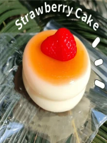 Realistic Cake Squeeze Toy, Pressure Relief Toy, Best Choice For Adults To Relieve Anxiety, High Toughness And Viscosity Anti-Drop Stress Relief Toy, Strawberry/Blueberry Souffle Cream Explosion Realistic Cake Dough Texture, Perfect Gift For Birthday, Christmas, Party, Easter/Back To School Season - Multicolor - View 5