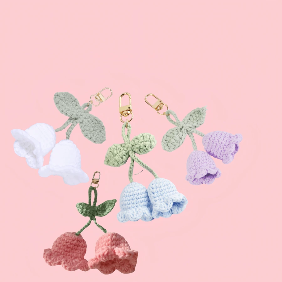 1 pièce Porte-clés en forme de cloche d'orchidée en crochet fait main, attache décorative, charm de sac à dos pour fille à la mode, pendentif de fleur mignon pour sac à dos/portefeuille, fournitures scolaires, cadeau pour enseignant, accessoires de rentrée scolaire, ornement floral au crochet, convenant pour le port en été