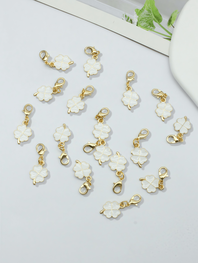 10 Pcs Four-Leaf Clover Fortune Keychain Lucky Shamrock Charm Keyring St.Patrick Day Gift The Perfect Gift For Graduation Ceremonies, Weddings, Ceremonies, And Packaging Decorations School Car Accessories Cute Goth Y2k