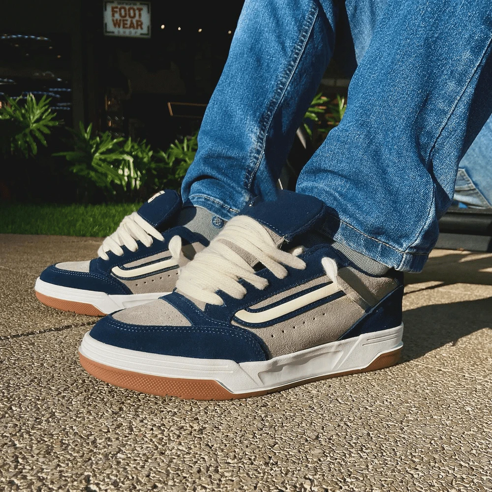 Hylane Men's And Women's White Black Unisex Stylish Comfortable Sneakers New Release - 藏蓝色 - 查看 1