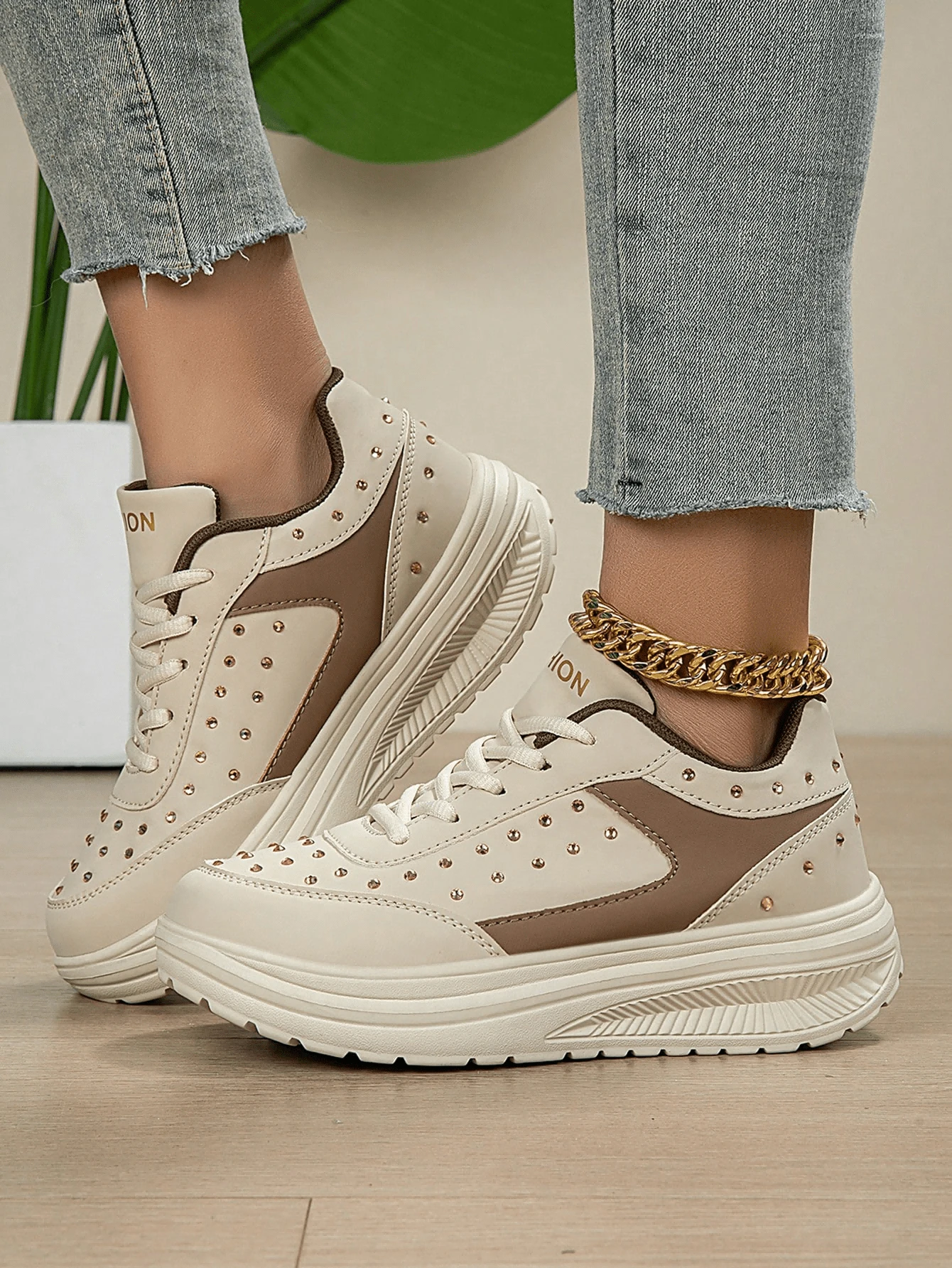 Women Thick Sole Wedge Sneakers With Crystal Decor, Casual Height Increasing Shoes, Versatile For Commuting - Beige - View 1
