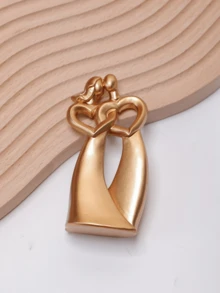 1pc Heart-Shaped Resin Crafts, 4 Colors Available, Suitable For Home, Living Room, Foyer, Desk, Holiday Parties, Wedding, Halloween, Christmas, Indoor/Outdoor Decorative Crafts, Best Gift