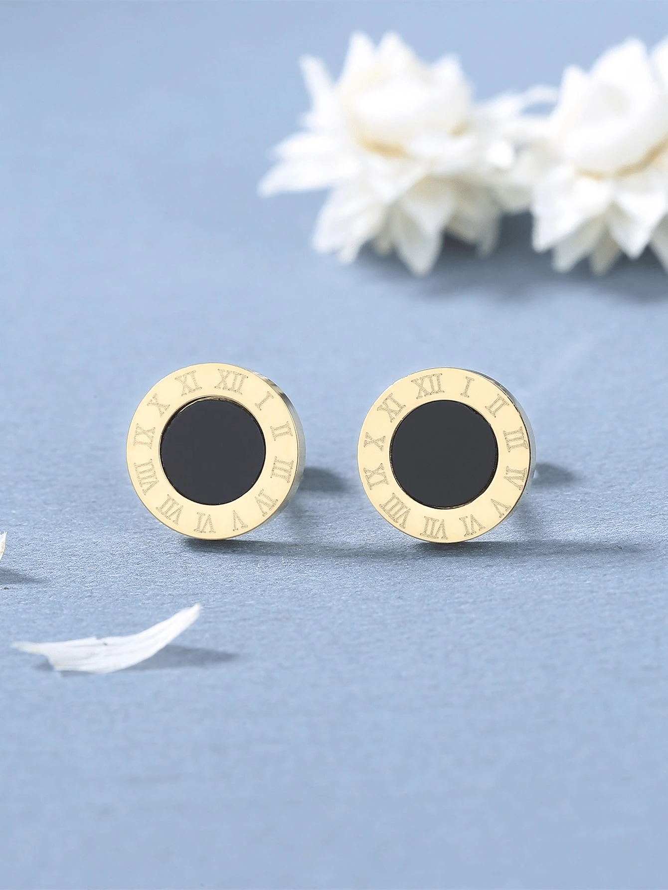 1 Pair Unisex Circular Rhinestone Titanium Steel Rose Gold Plated Stud Earrings, Simple Yet Fashionable For Couples - Gold + Black - View 1