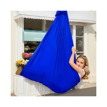 59"X110" Hängematte mit 360 Grad drehbarem Ring, elastisch, inklusive Zubehör, geeignet für Yoga, Camping und Picknicks